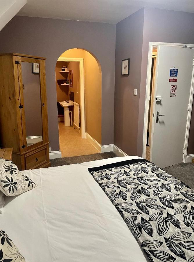 The Fylingdales Inn โรบินฮูดส์เบย์ ภายนอก รูปภาพ
