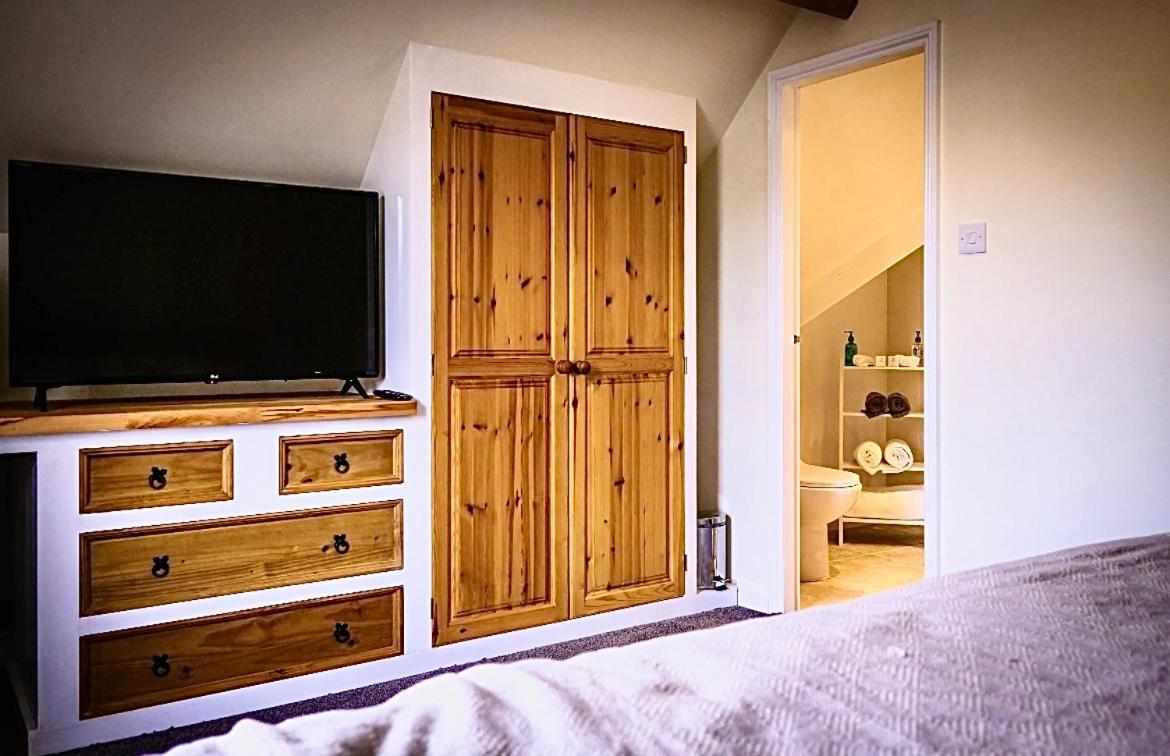 The Fylingdales Inn โรบินฮูดส์เบย์ ภายนอก รูปภาพ