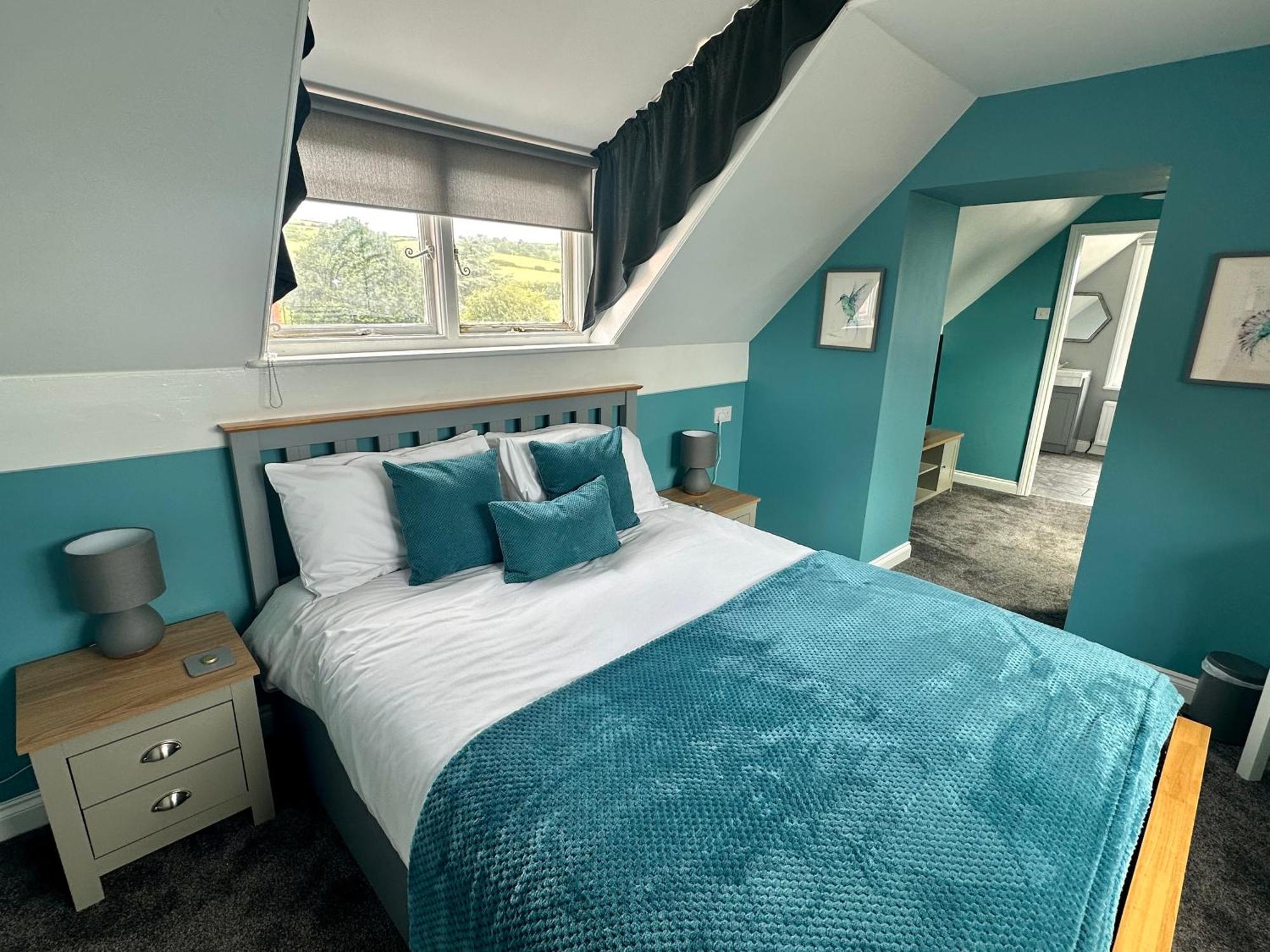 The Fylingdales Inn โรบินฮูดส์เบย์ ภายนอก รูปภาพ